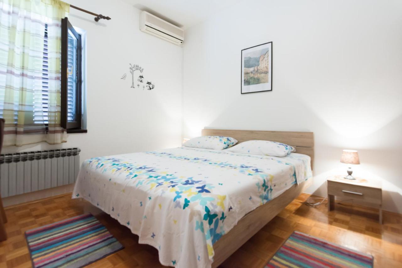 Apartman Zvjezda Biograd Na Moru Bagian luar foto